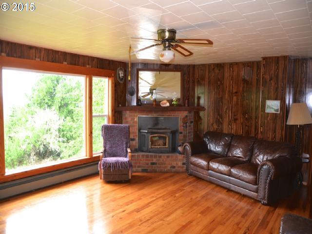 94643 Frontier Lane Coquille, OR 97423 - Photo 5 of 18