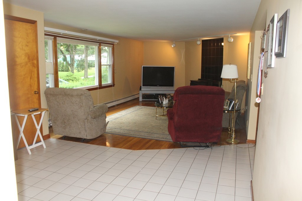 29 Donnelly Road Spencer, MA 01562 - Photo 13 of 18 Gallery Image 13