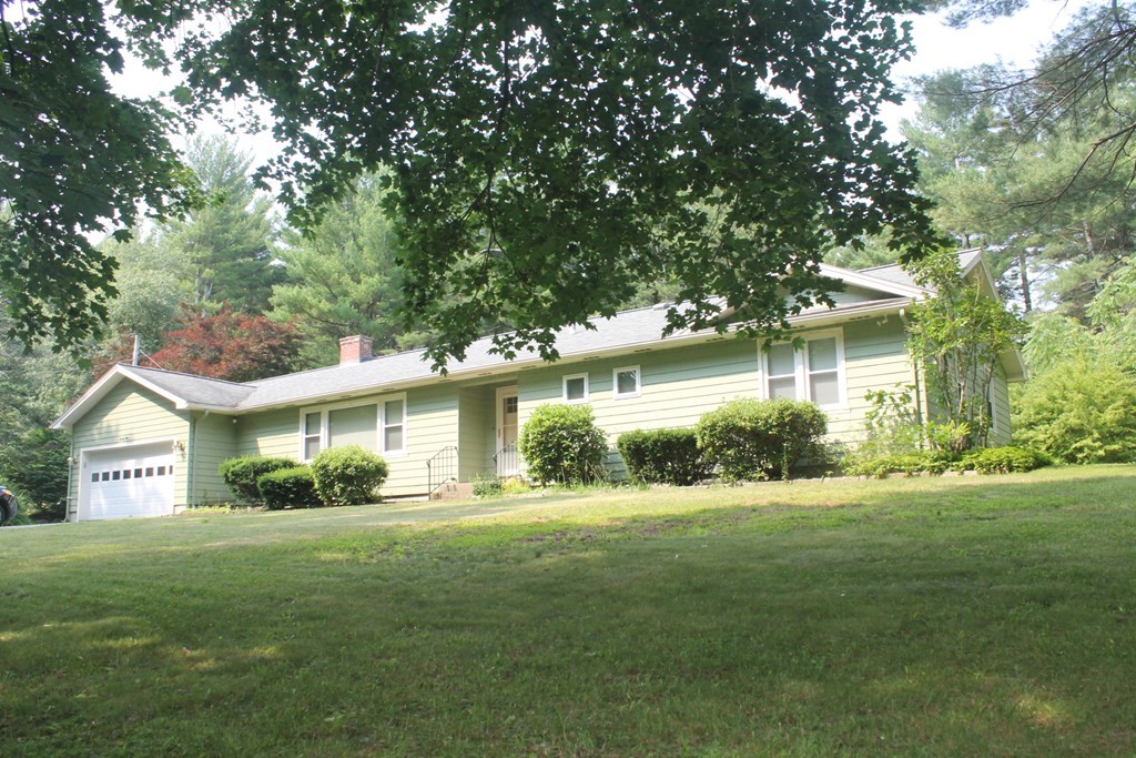 29 Donnelly Road Spencer, MA 01562 - Photo 3 of 18 Gallery Image 3