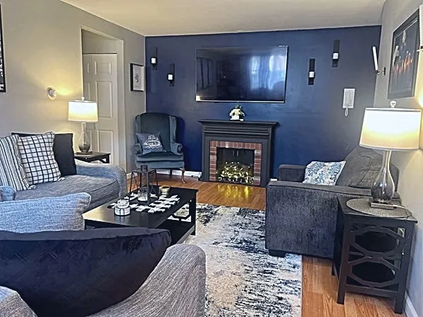 $215,000 | 192 Regency Park Drive, Unit 192, Agawam, MA 01001