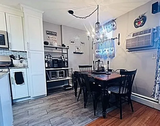 $215,000 | 192 Regency Park Drive, Unit 192, Agawam, MA 01001