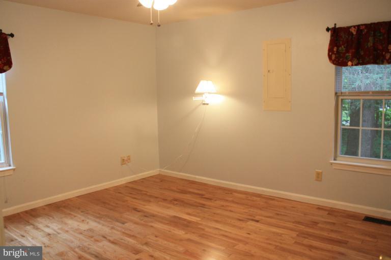 14271 Reva Road Reva, VA 22735 - Photo 13 of 19 Bath (Master)