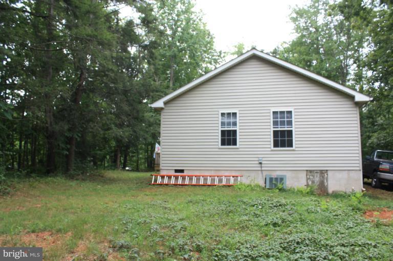 14271 Reva Road Reva, VA 22735 - Photo 15 of 19 Exterior (Rear)
