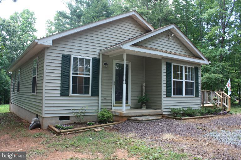 14271 Reva Road Reva, VA 22735 - Photo 19 of 19 Exterior (Front)