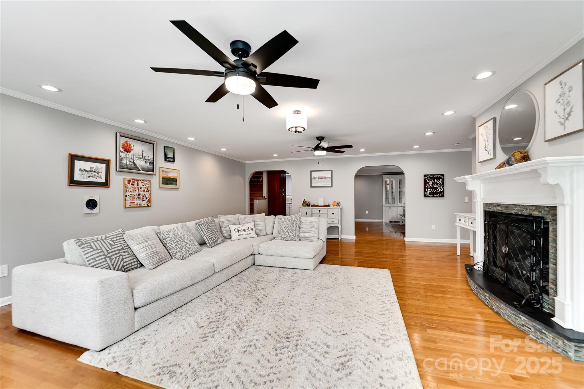 3407 Patton Road Franklin, NC 28734 - Photo 7 of 47 Gallery Image 7
