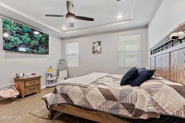 $349,998 | 824 Paseo Solar Drive, El Paso, TX 79928