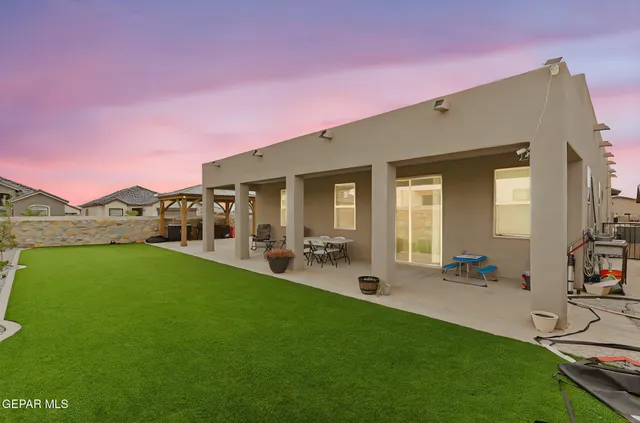 $349,998 | 824 Paseo Solar Drive, El Paso, TX 79928