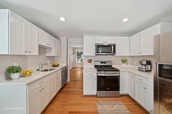 $999,900 | 84 Blue Hills Parkway, Milton, MA 02186