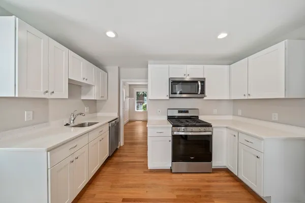 $999,900 | 84 Blue Hills Parkway, Milton, MA 02186