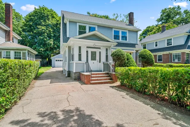 $999,890 | 84 Blue Hills Parkway, Milton, MA 02186