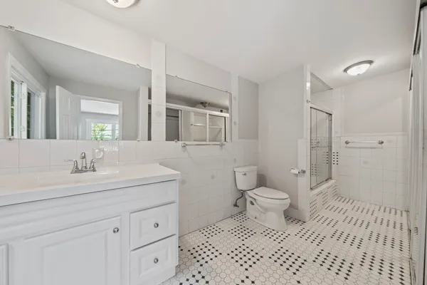 $999,900 | 84 Blue Hills Parkway, Milton, MA 02186