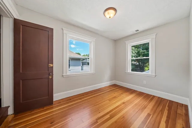 $999,890 | 84 Blue Hills Parkway, Milton, MA 02186