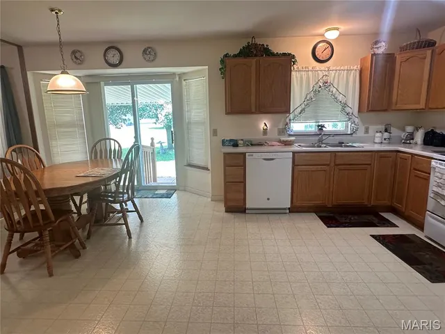 $314,500 | 107 Carrington Boulevard, Troy, MO 63379