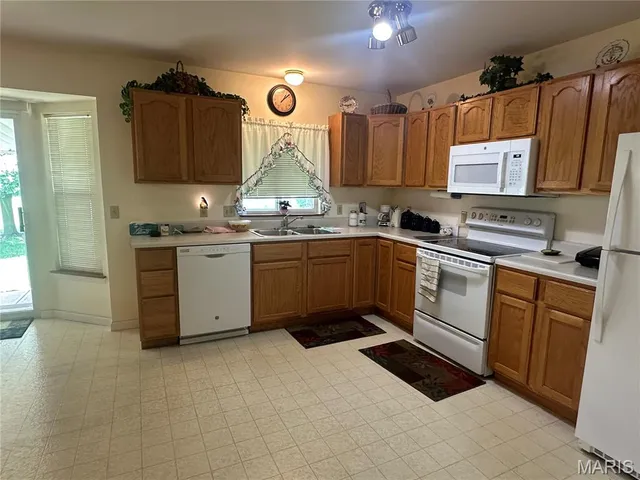 $314,500 | 107 Carrington Boulevard, Troy, MO 63379