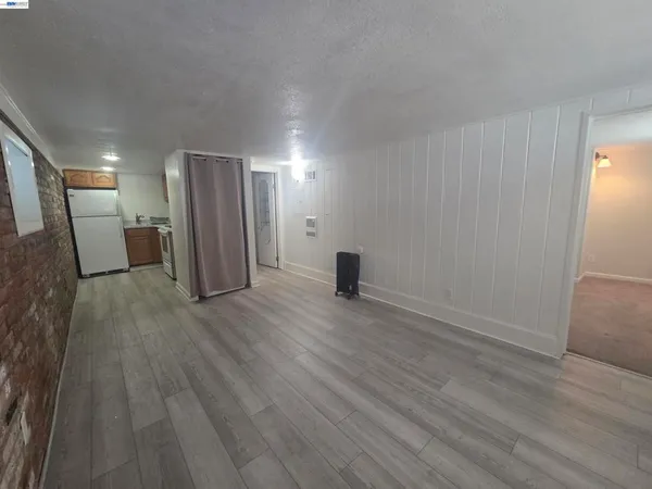 $1,995 | 3851 Vineyard Avenue, Pleasanton, CA 94566