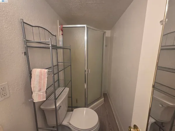 $1,995 | 3851 Vineyard Avenue, Pleasanton, CA 94566