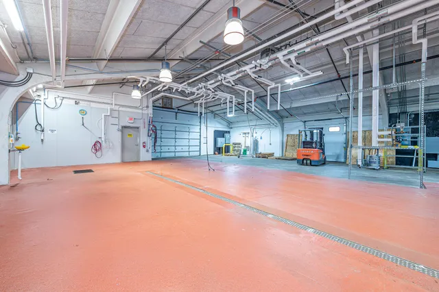 $995,000 | 1110 Minot Avenue, Auburn, ME 04210