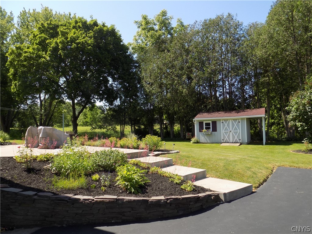 11 Township Road Whitestown, NY 13492 - Photo 5 of 25