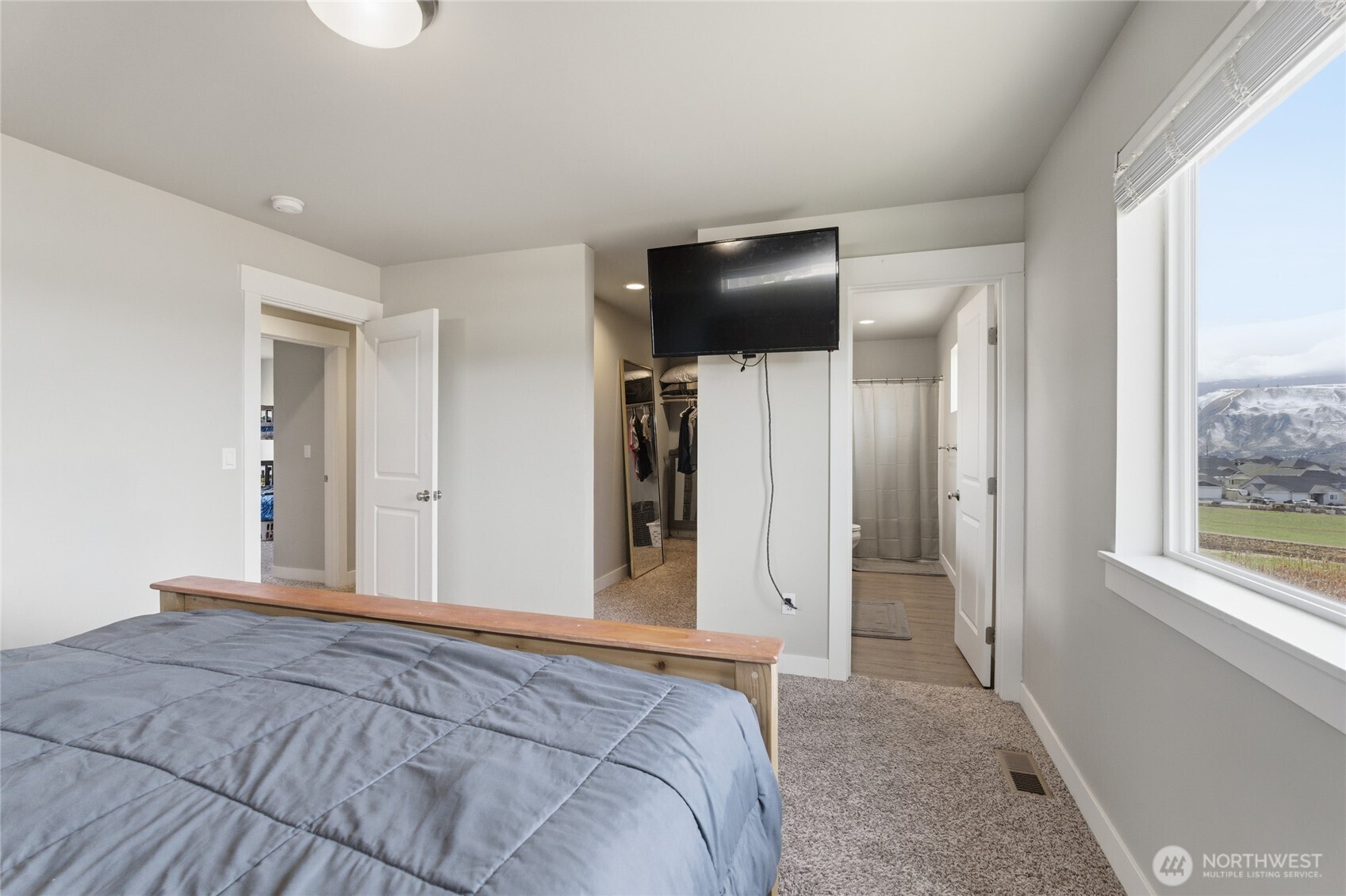 2247 S. Mystical Loop East Wenatchee, WA 98802 - Photo 11 of 25 a view of empty room