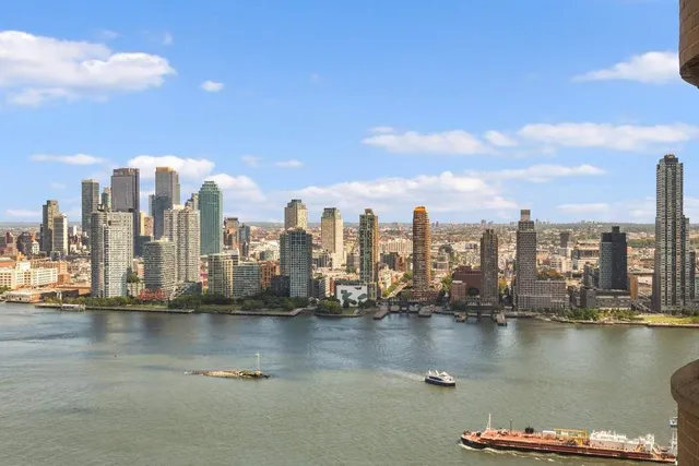 $1,995,000 | 330 East 38th Street, Unit 40E | Murray Hill