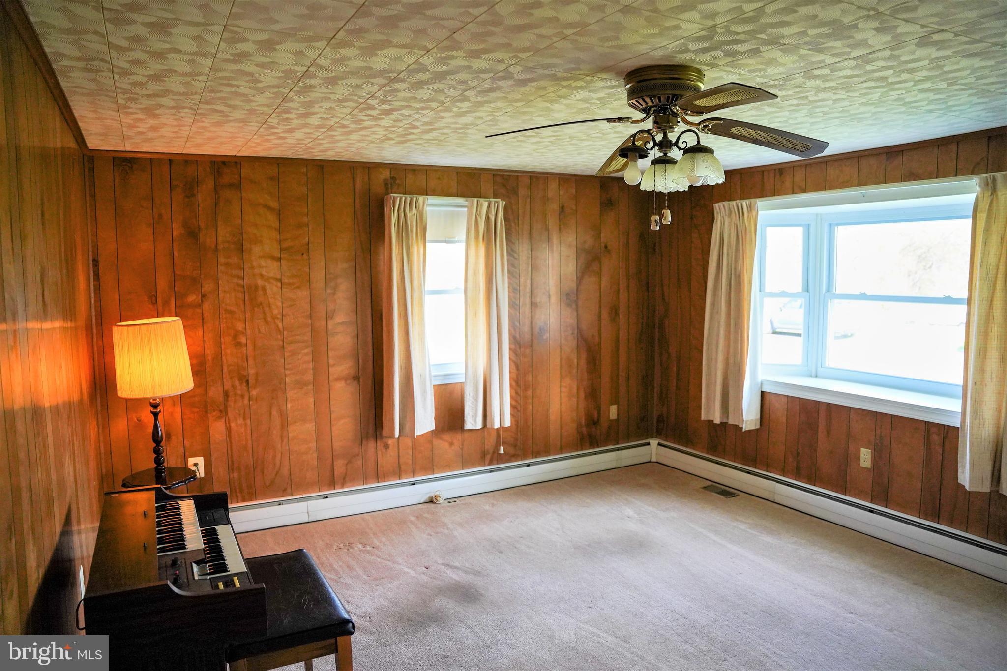13548 Wilt Store Road Leesburg, VA 20176 - Photo 5 of 23 Family Room
