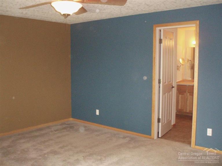 61385 Whitetail Street Bend, OR 97702 - Photo 11 of 20 Additional Photo