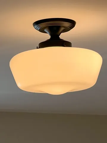 $3,000 | 156 Derby Street, Unit 3, Salem, MA 01970