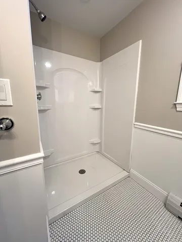 $3,000 | 156 Derby Street, Unit 3, Salem, MA 01970