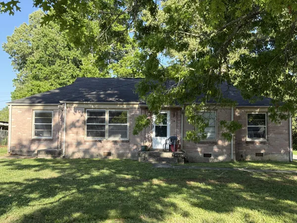$1,250 | 714 Ridgelawn Place, Tullahoma, TN 37388