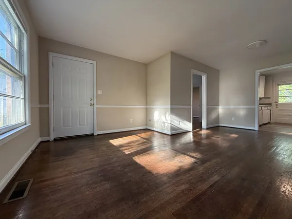 $1,250 | 714 Ridgelawn Place, Tullahoma, TN 37388
