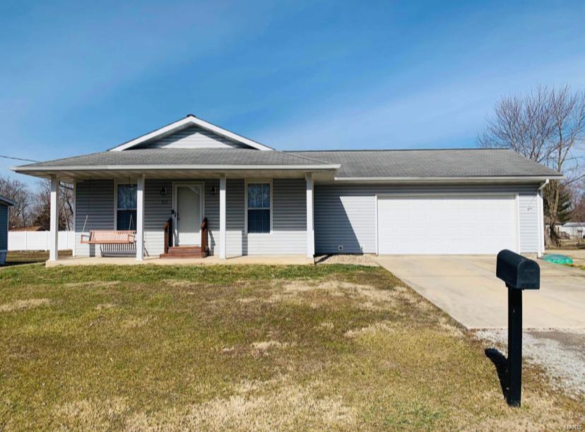 317 Rutledge Street Worden, IL 62097 - Photo 1 of 22 Gallery Image 1