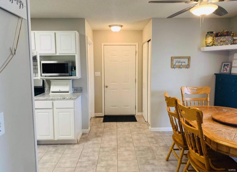 317 Rutledge Street Worden, IL 62097 - Photo 5 of 22 Gallery Image 5