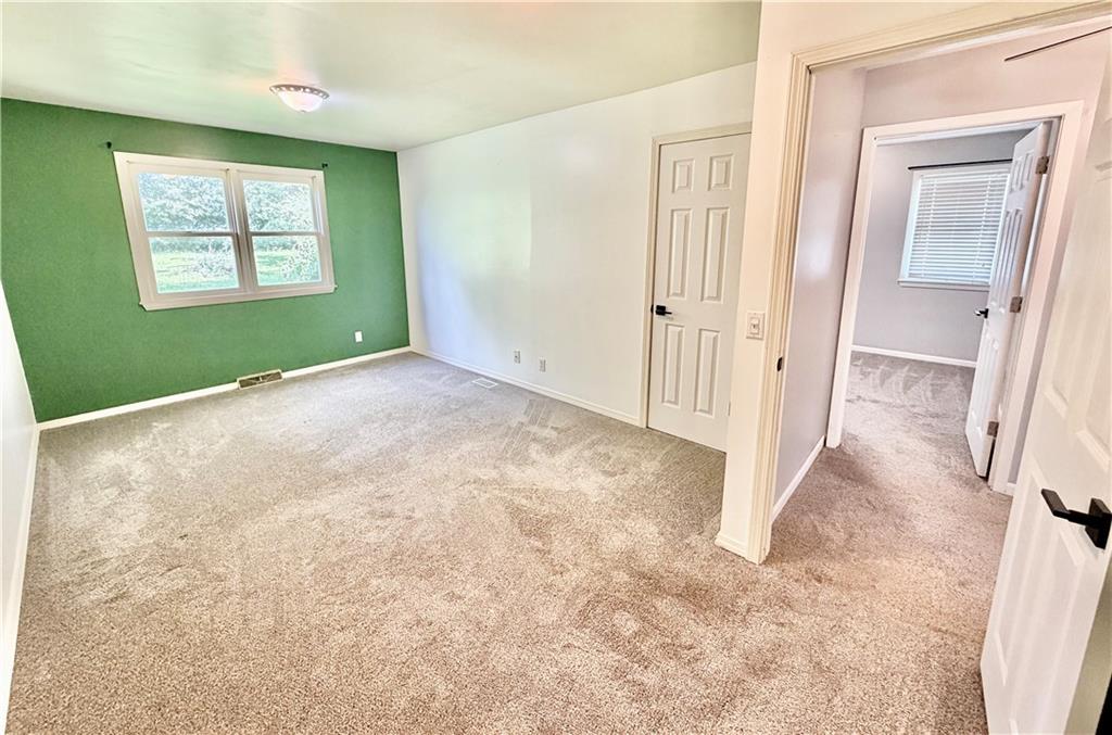 17 Southeast 125 Road Warrensburg, MO 64093 - Photo 14 of 17