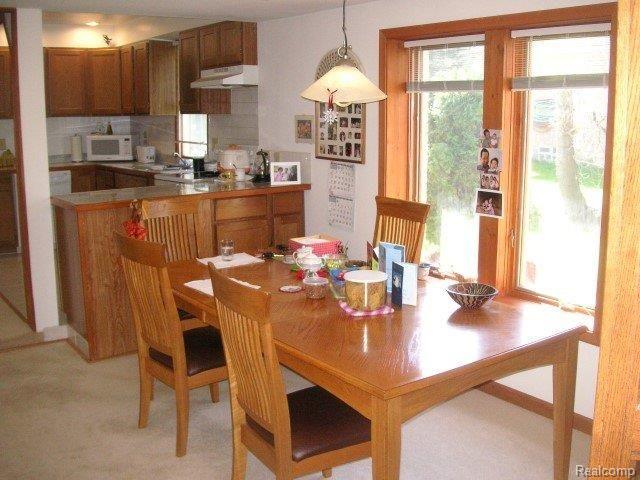 6891 John R Road Troy, MI 48085 - Photo 7 of 19 Dining Area