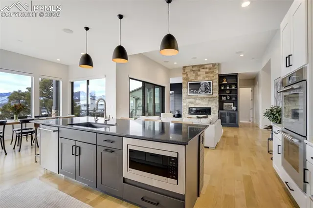 $2,100,000 | 1287 Kelso Place, Colorado Springs, CO 80921