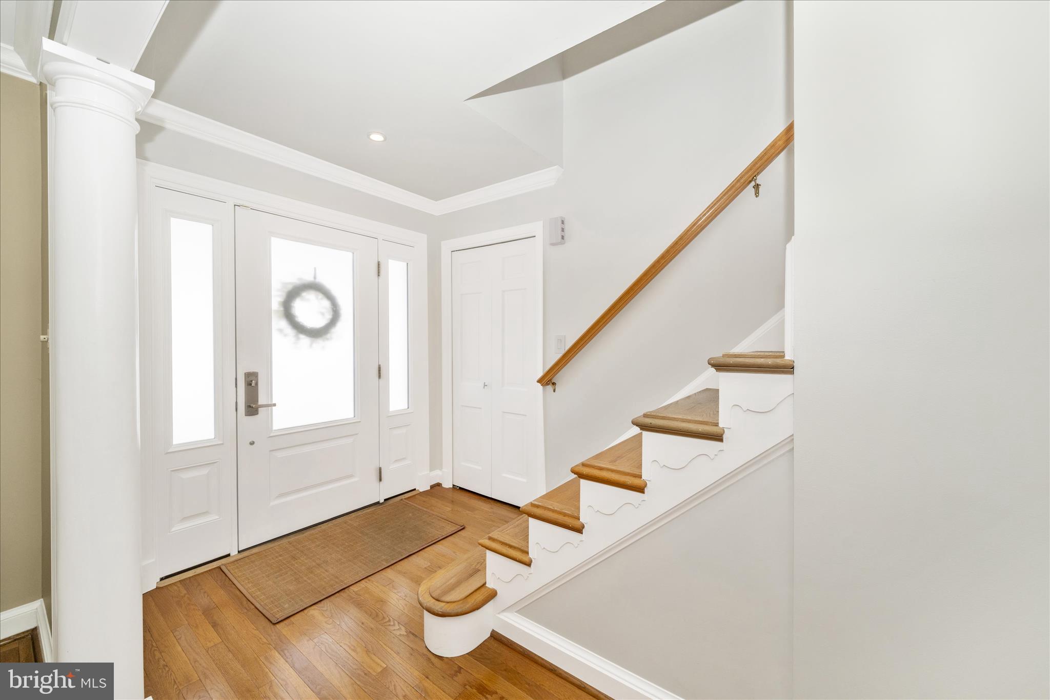 6501 Green Valley Road New Market, MD 21774 - Photo 8 of 55 Foyer