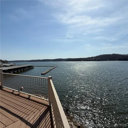 $240,000 | 2500 Bay Point Lane, Unit 833, Osage Beach, MO 65065