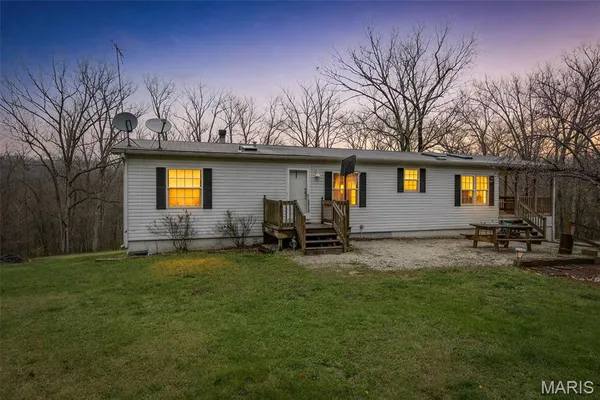 $279,900 | 5390 Engledow Road, De Soto, MO 63020