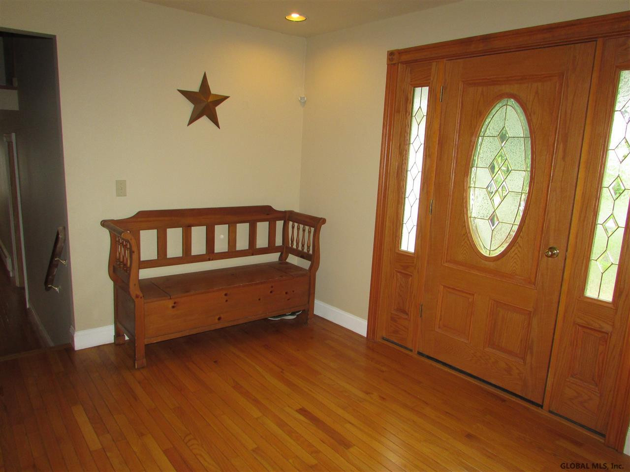 3 Wormer Road Slingerlands, NY 12159 - Photo 3 of 23 Photo 3