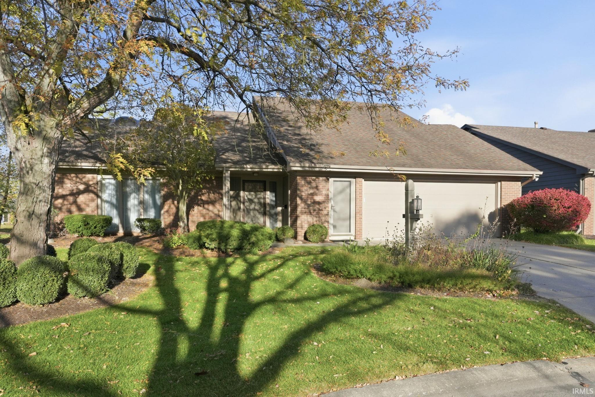 2636 Kingston Point Fort Wayne, IN 46815 - Photo 1 of 34