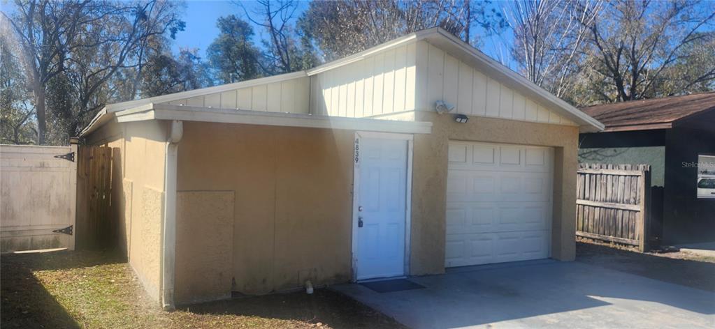 4839 Billy Direct Lane Lutz, FL 33559 - Photo 2 of 51