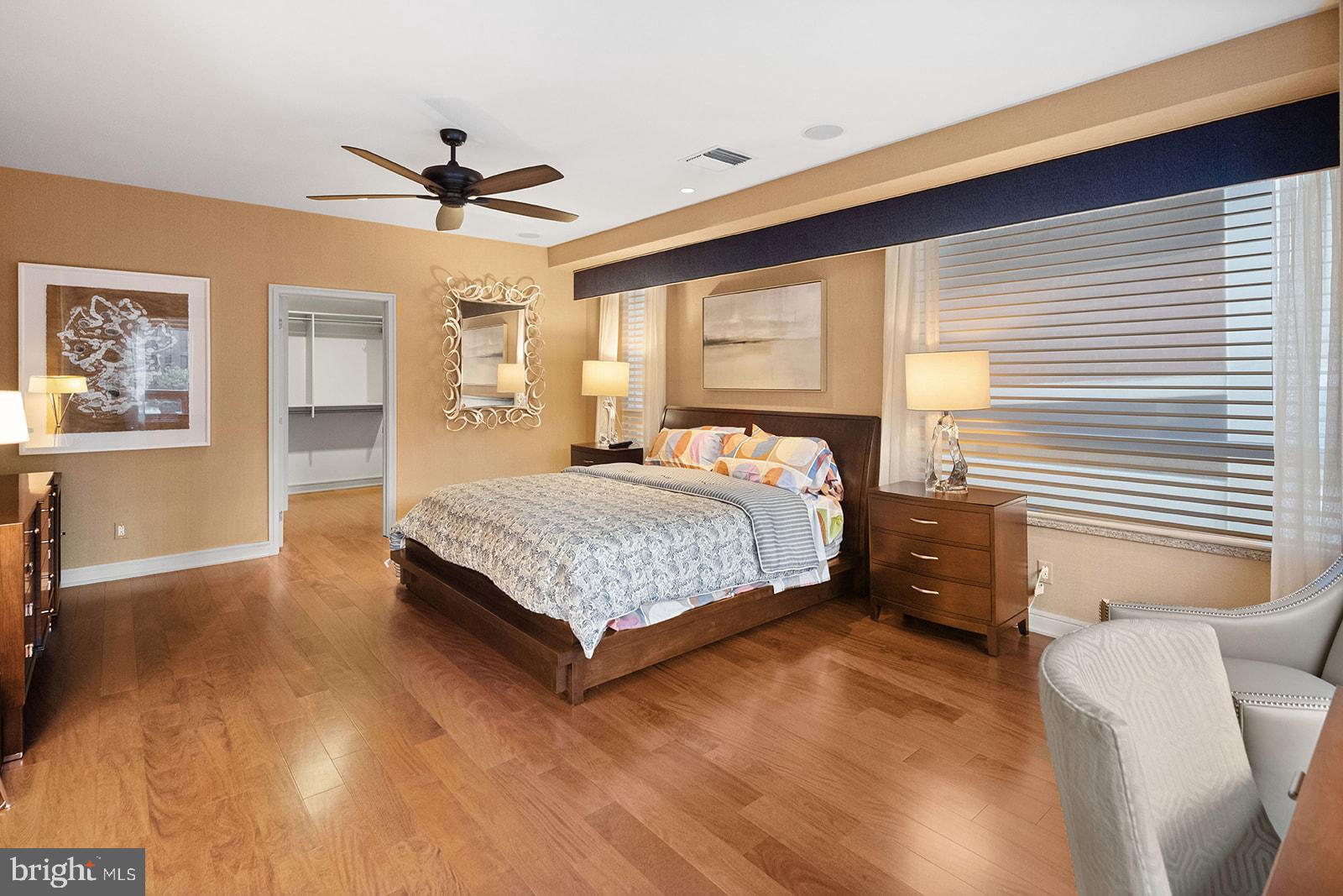 110 South Front Street, Unit 200 Philadelphia, PA 19106 - Photo 25 of 59