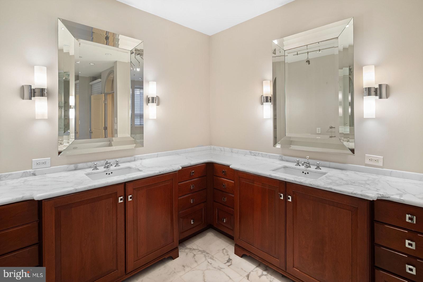 110 South Front Street, Unit 200 Philadelphia, PA 19106 - Photo 35 of 59