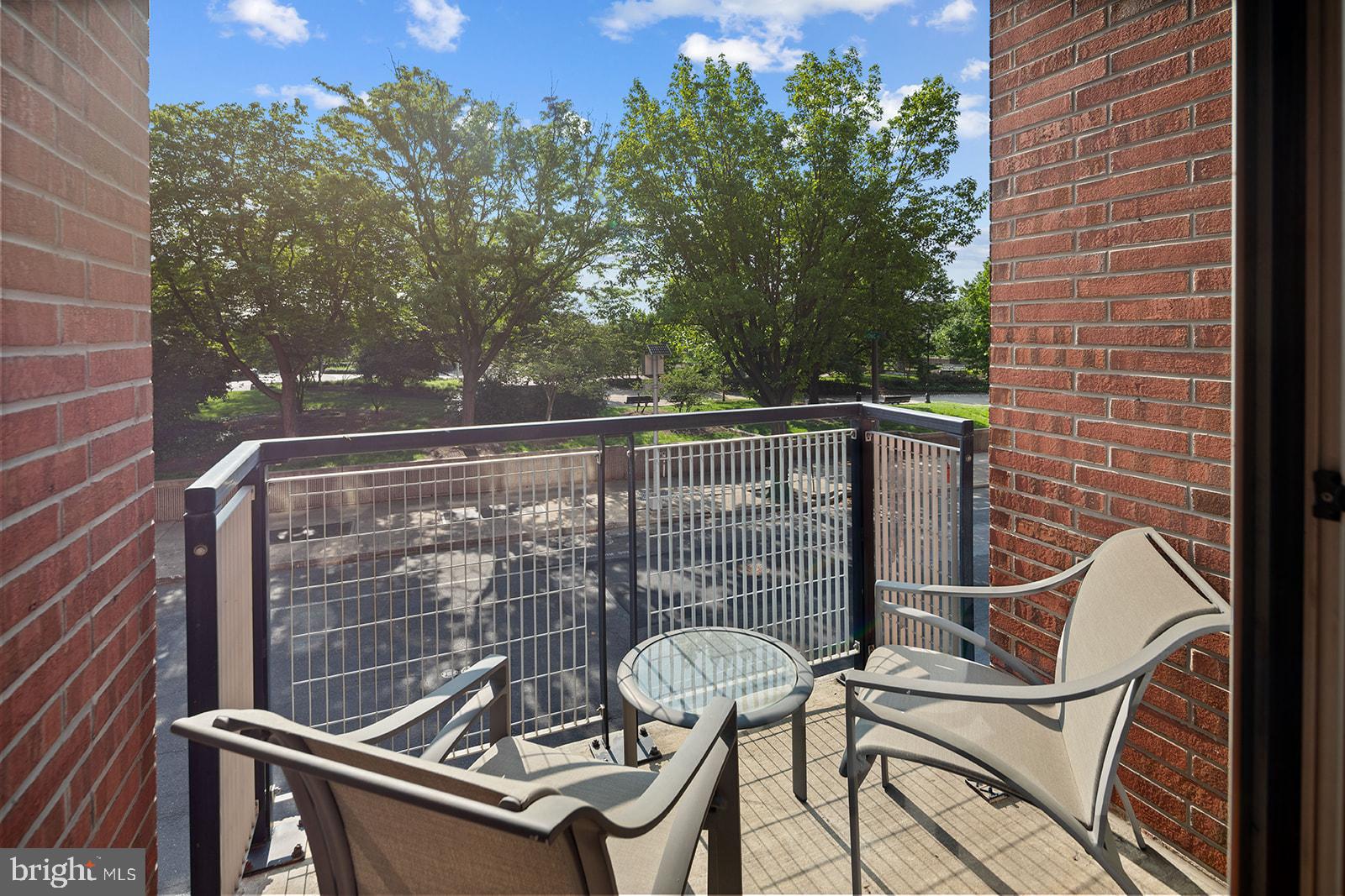 110 South Front Street, Unit 200 Philadelphia, PA 19106 - Photo 39 of 59