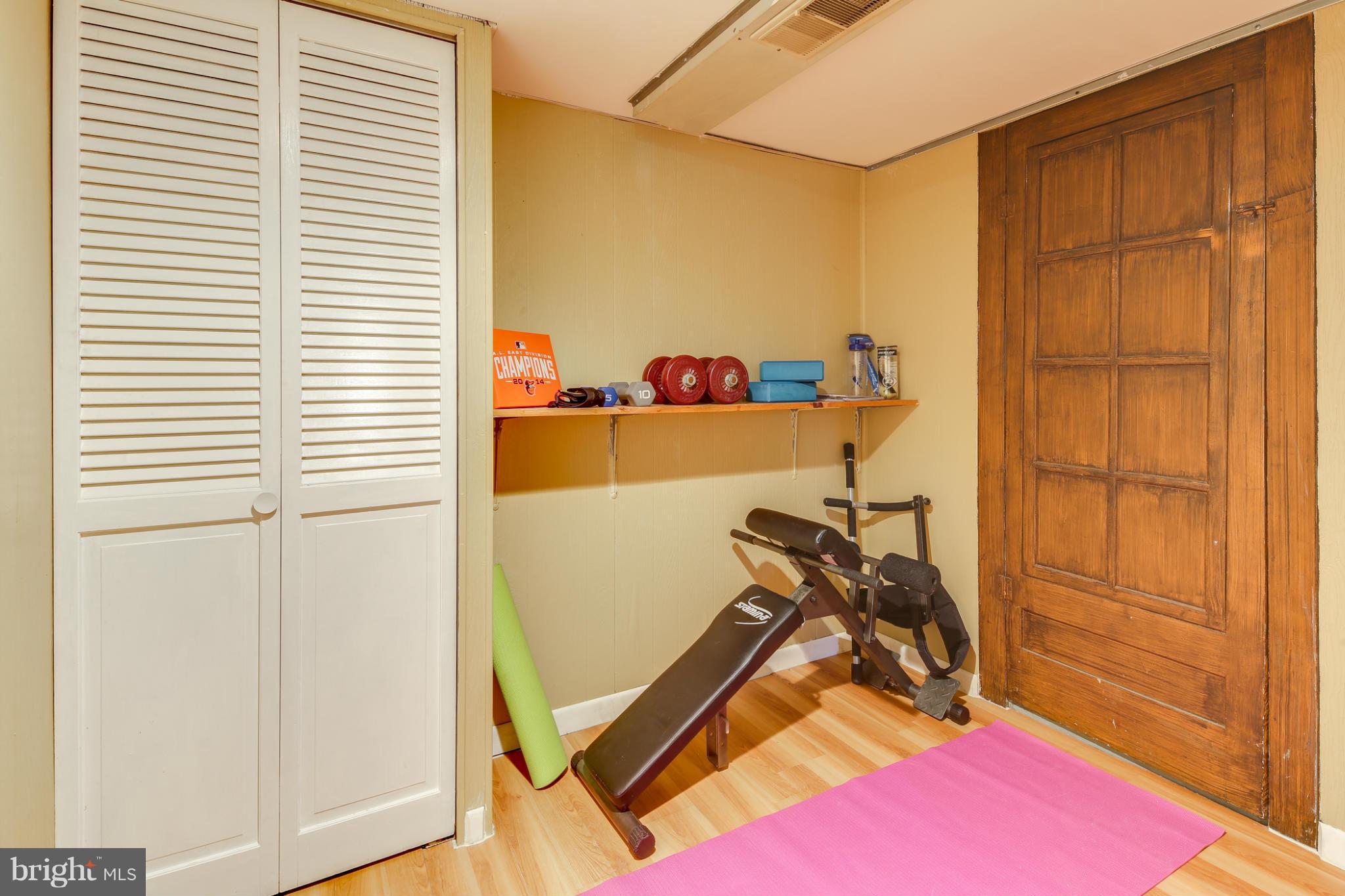9219 Avondale Road Baltimore, MD 21234 - Photo 23 of 30 Family Room