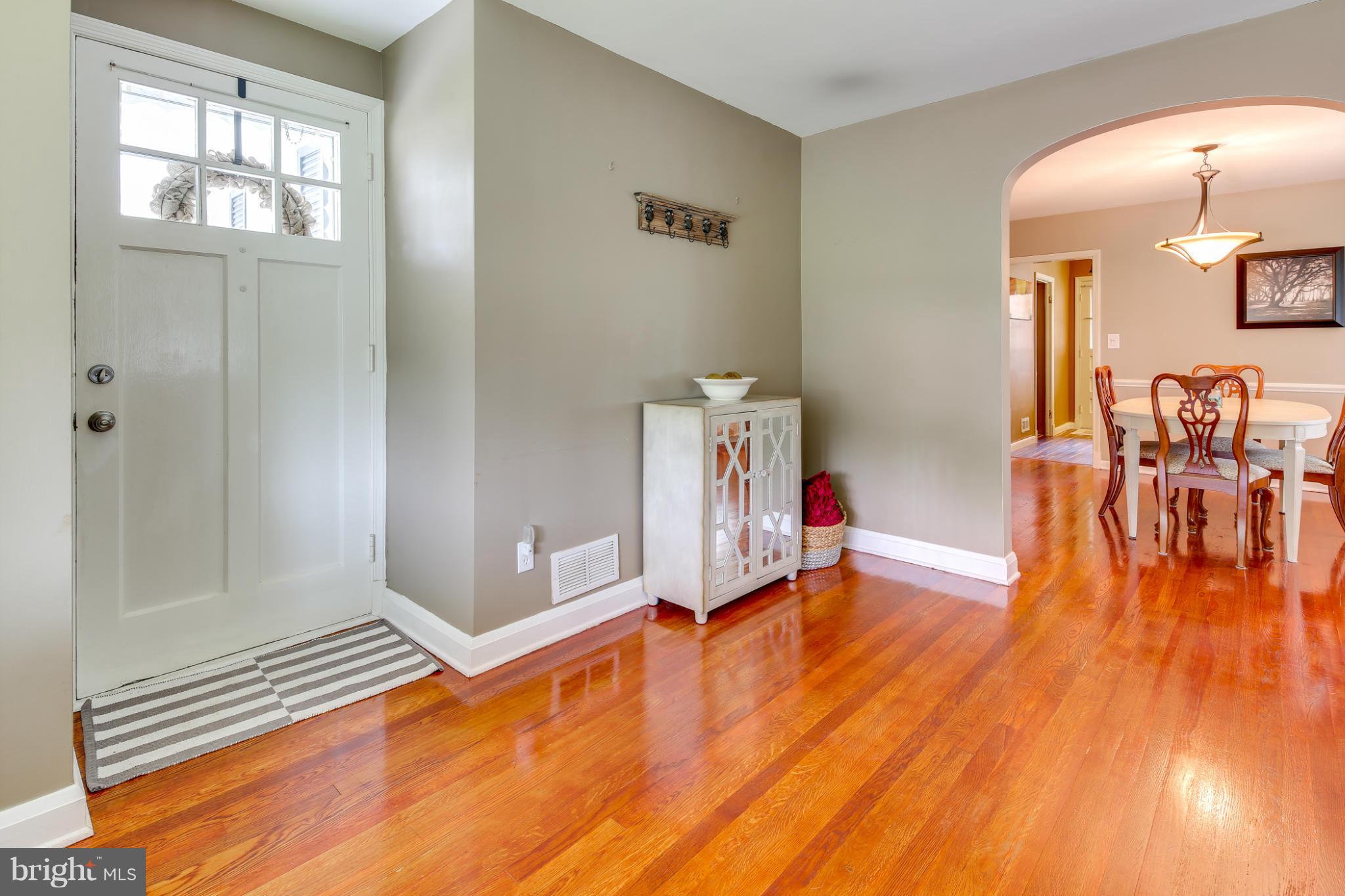 9219 Avondale Road Baltimore, MD 21234 - Photo 4 of 30 Interior (General)