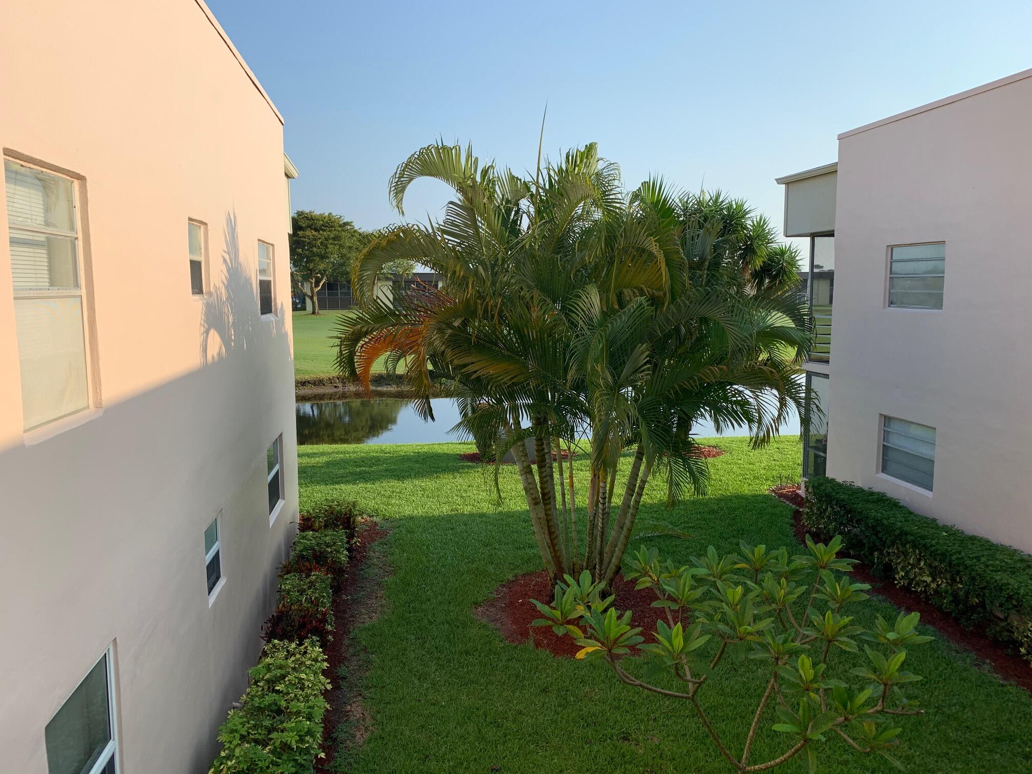 380 Capri H Delray Beach, FL 33484 - Photo 10 of 18 IMG_6332