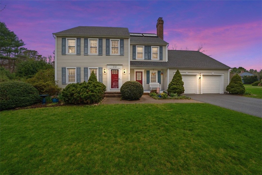 Exceptional quality & pride of ownership define this beautiful 3–4  bed, 2.5 bath Colonial set on a nearly 1-acre private corner lot in Country Lands Estates.