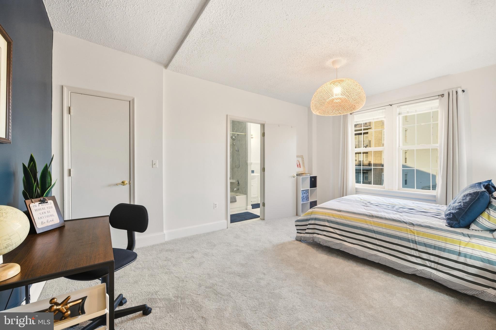 1401 Columbia Road Northwest, Unit 414 Washington, DC 20009 - Photo 25 of 39
