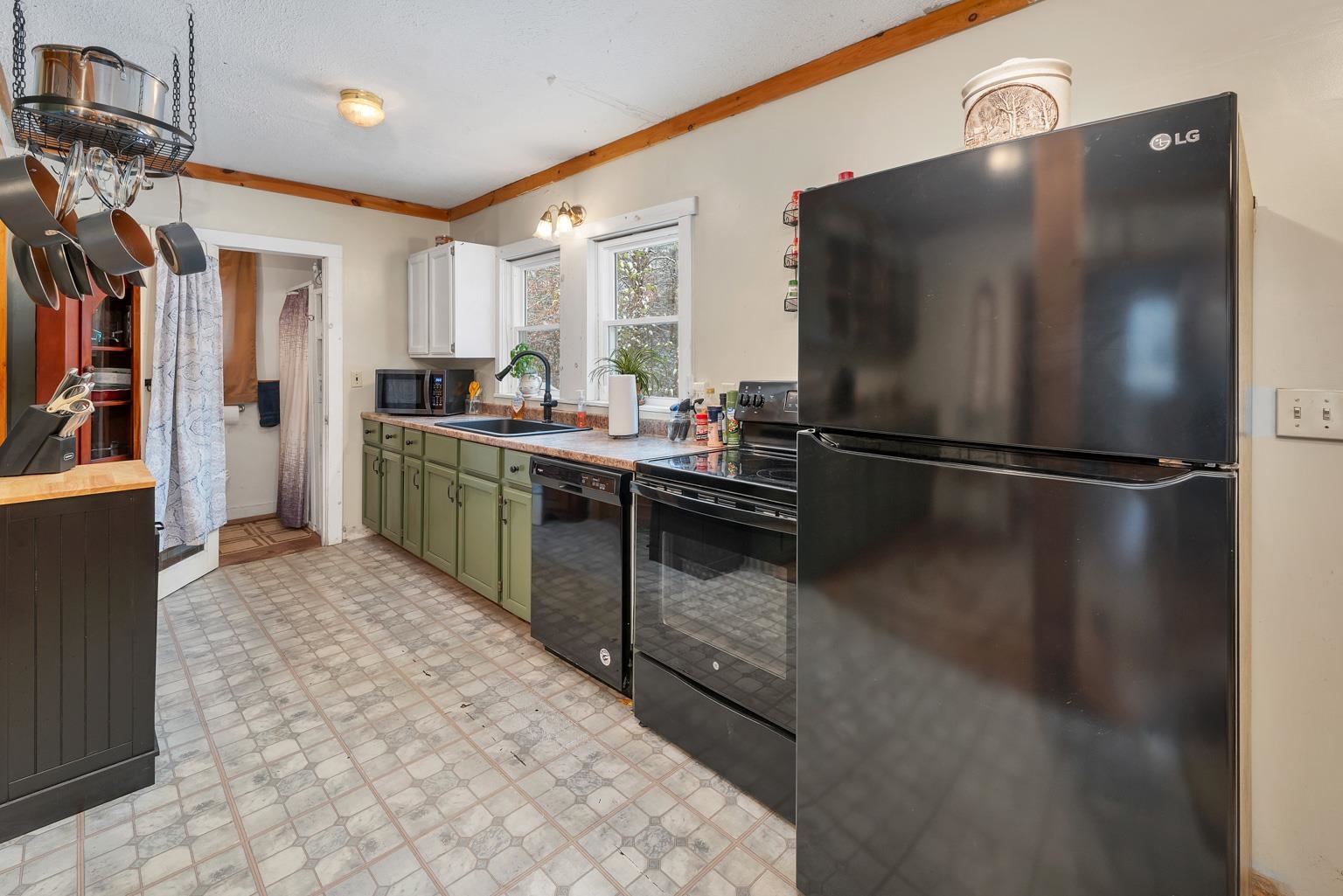 419 Mountain Road Gilmanton, NH 03837 - Photo 8 of 38